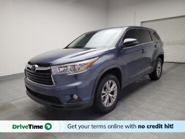 2016 Toyota Highlander in Fresno, CA 93726