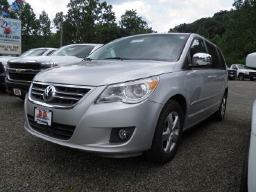 2009 Volkswagen Routan in Barton, MD 21521
