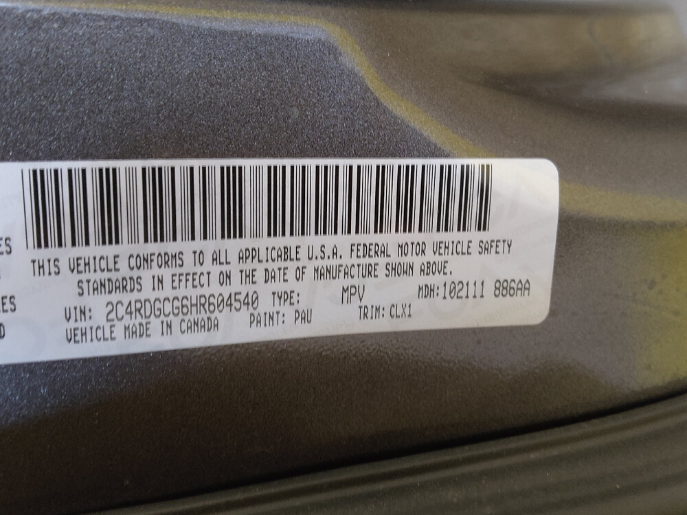 2017 Dodge Grand Caravan in Miami, FL 33157 - 18030090 33