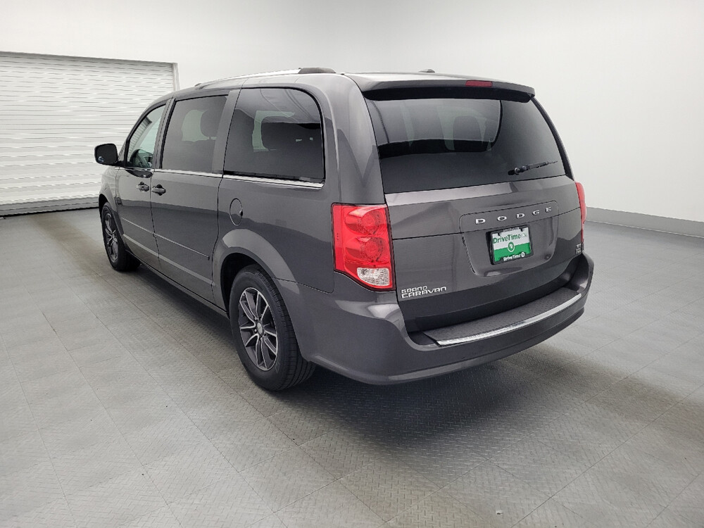 2017 Dodge Grand Caravan in Miami, FL 33157 - 18030090 5