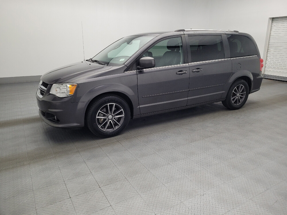 2017 Dodge Grand Caravan in Miami, FL 33157 - 18030090 2