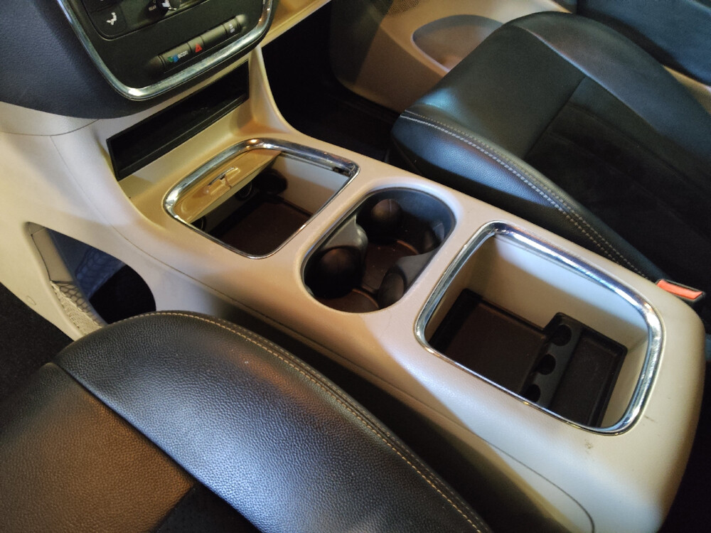 2017 Dodge Grand Caravan in Miami, FL 33157 - 18030090 26