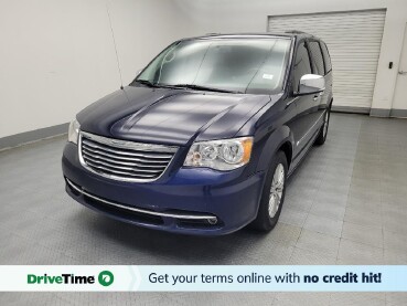 2015 Chrysler Town & Country in Midlothian, IL 60445