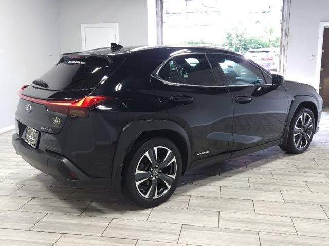 2021 Lexus UX 250h in Cinnaminson, NJ 08077 - 18030303 5