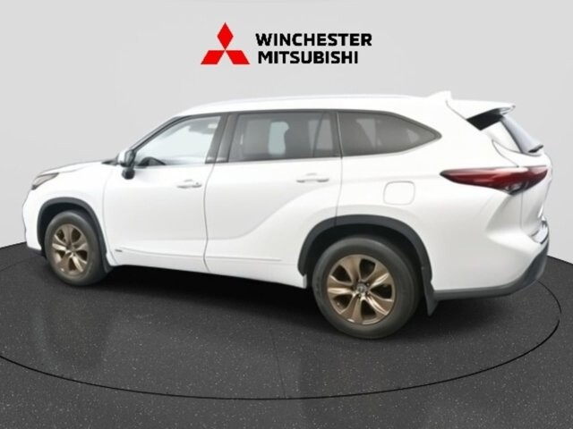 2022 Toyota Highlander in Winchester, VA 22602 - 18030311 5