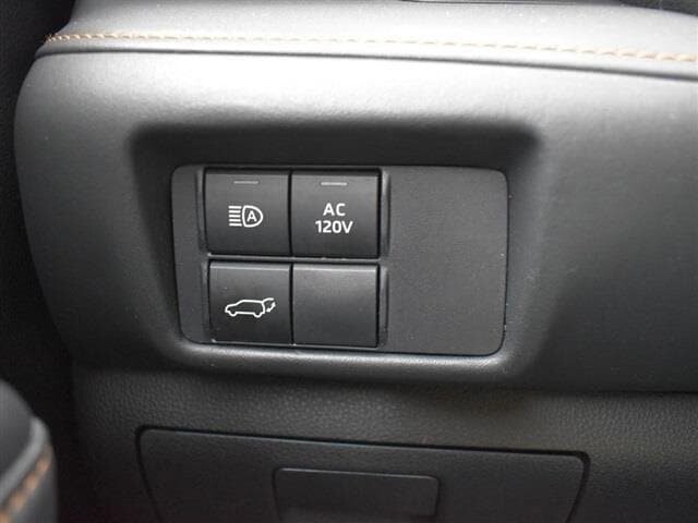 2022 Toyota Highlander in Winchester, VA 22602 - 18030311 14