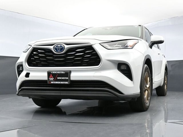 2022 Toyota Highlander in Winchester, VA 22602 - 18030311 177