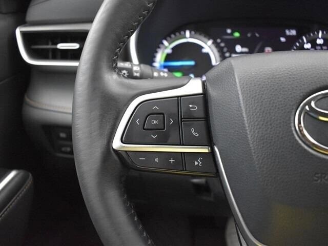 2022 Toyota Highlander in Winchester, VA 22602 - 18030311 17