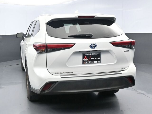 2022 Toyota Highlander in Winchester, VA 22602 - 18030311 158