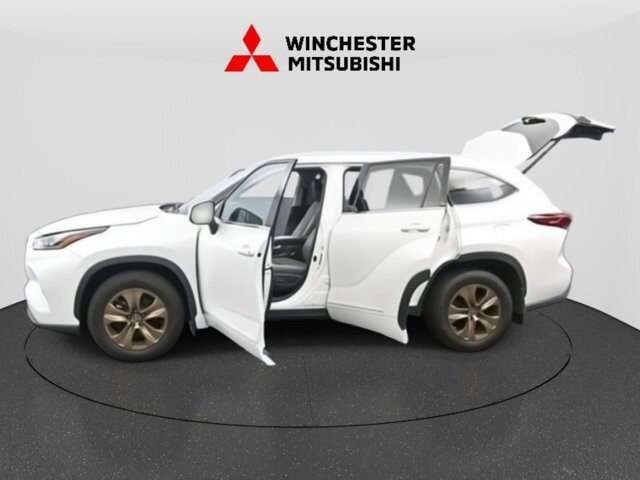 2022 Toyota Highlander in Winchester, VA 22602 - 18030311 39