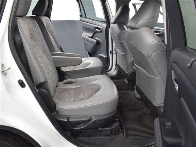 2022 Toyota Highlander in Winchester, VA 22602 - 18030311 99