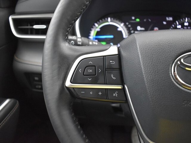 2022 Toyota Highlander in Winchester, VA 22602 - 18030311 132