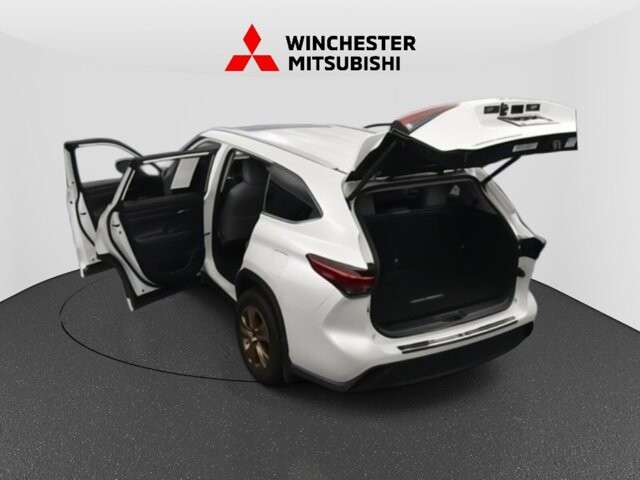 2022 Toyota Highlander in Winchester, VA 22602 - 18030311 38