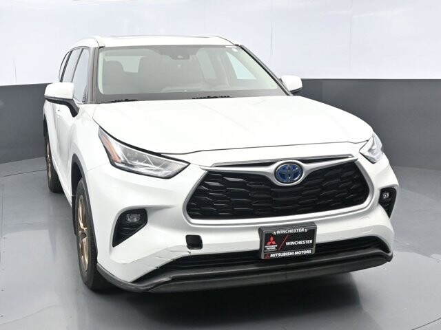 2022 Toyota Highlander in Winchester, VA 22602 - 18030311 80