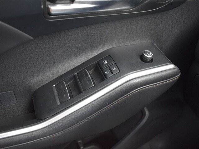 2022 Toyota Highlander in Winchester, VA 22602 - 18030311 55