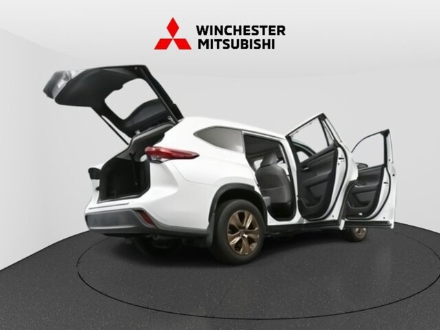 2022 Toyota Highlander in Winchester, VA 22602 - 18030311 36