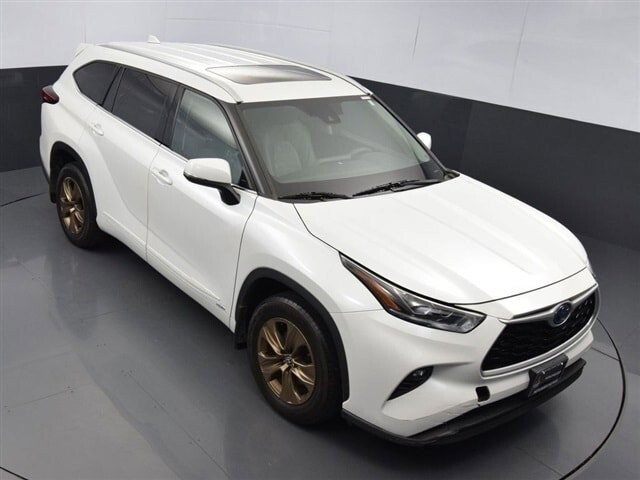 2022 Toyota Highlander in Winchester, VA 22602 - 18030311 67