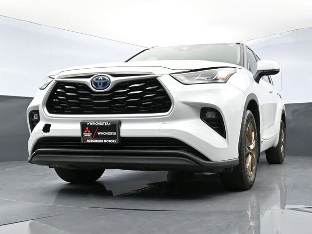 2022 Toyota Highlander in Winchester, VA 22602 - 18030311 140