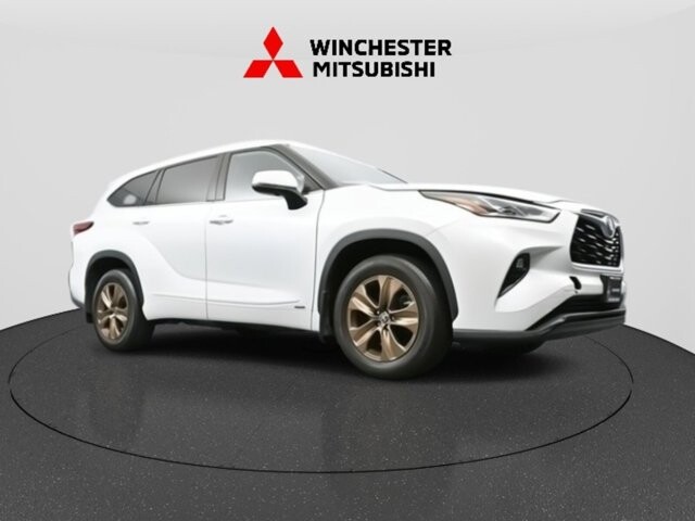 2022 Toyota Highlander in Winchester, VA 22602 - 18030311 24