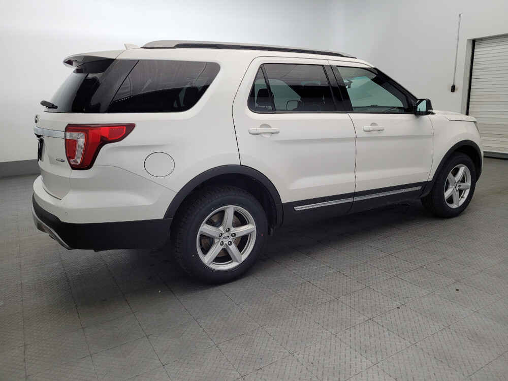 2017 Ford Explorer in Glen Burnie, MD 21061 - 18030384 10