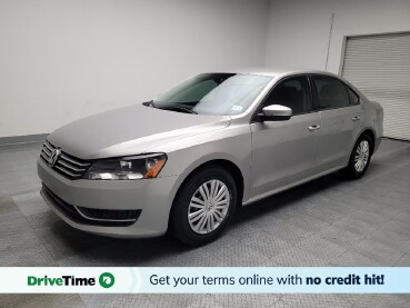 2014 Volkswagen Passat in Van Nuys, CA 91411