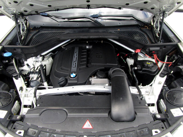 2014 BMW X5 in Tampa, FL 33604-6914 - 18031075 25