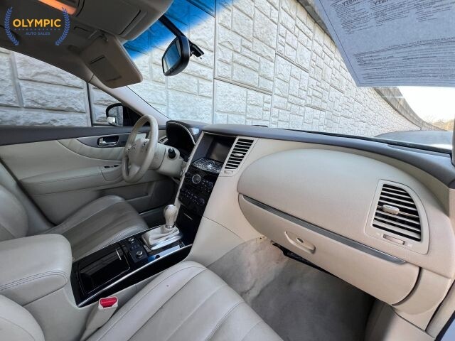 2015 INFINITI QX70 in Decatur, GA 30032 - 18031087 22