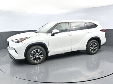 2022 Toyota Highlander in Winchester, VA 22602