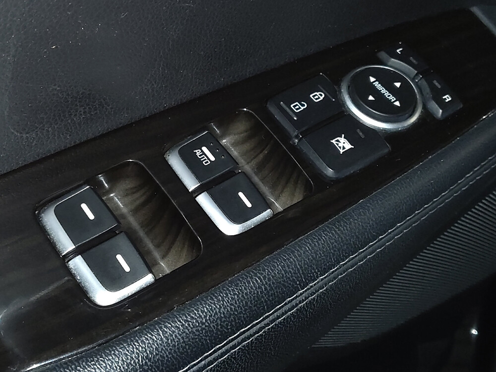 2019 Kia Sorento in Savannah, GA 31419 - 18031278 27