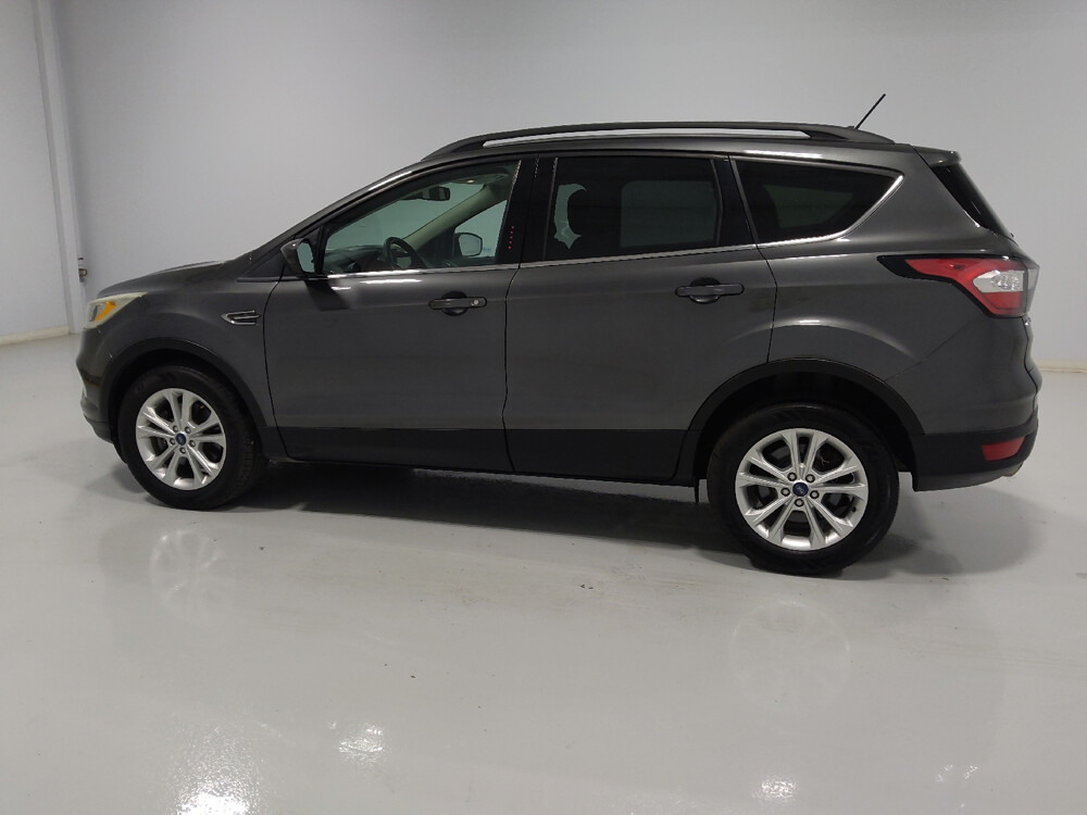 2018 Ford Escape in Columbus, OH 43231 - 18031560 3