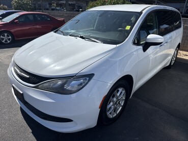 2017 Chrysler Pacifica in Phoenix, AZ 85022