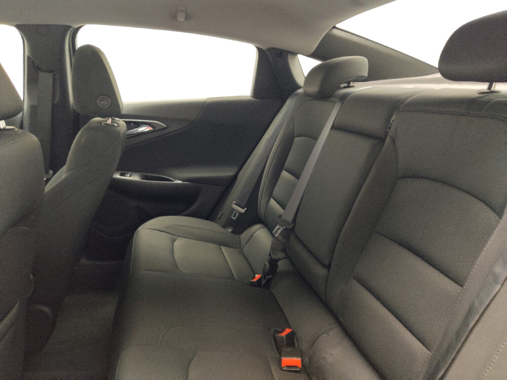 2017 Chevrolet Malibu in Jackson, MS 39211 - 18031873 18