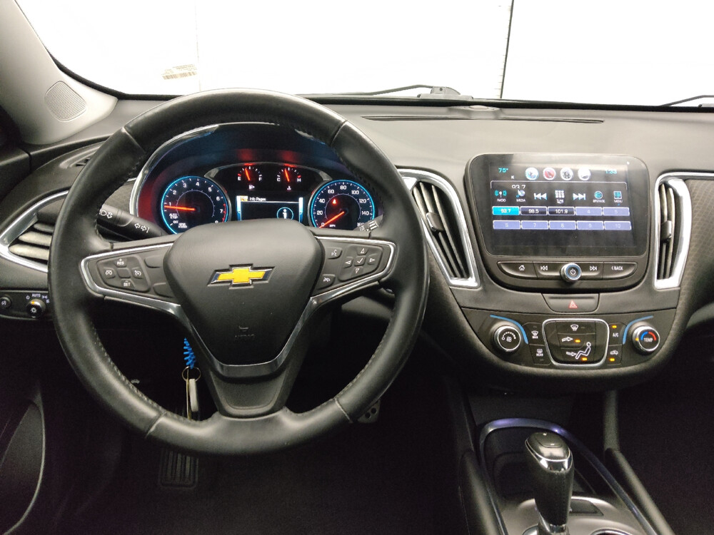 2017 Chevrolet Malibu in Jackson, MS 39211 - 18031873 22