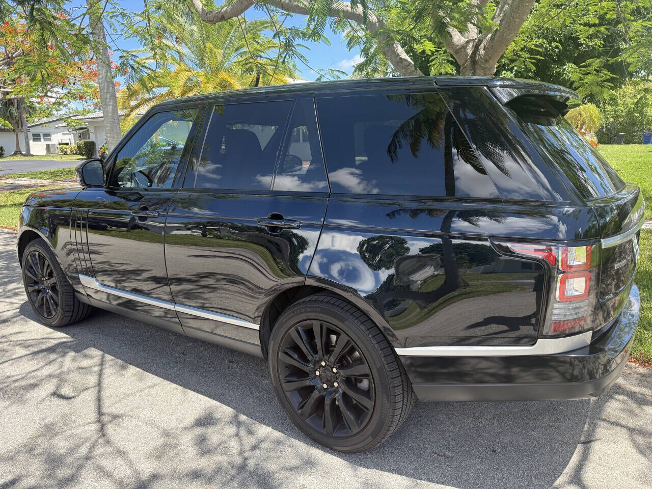 2015 Land Rover Range Rover in Hollywood, FL 33023-1906 - 18031923 3