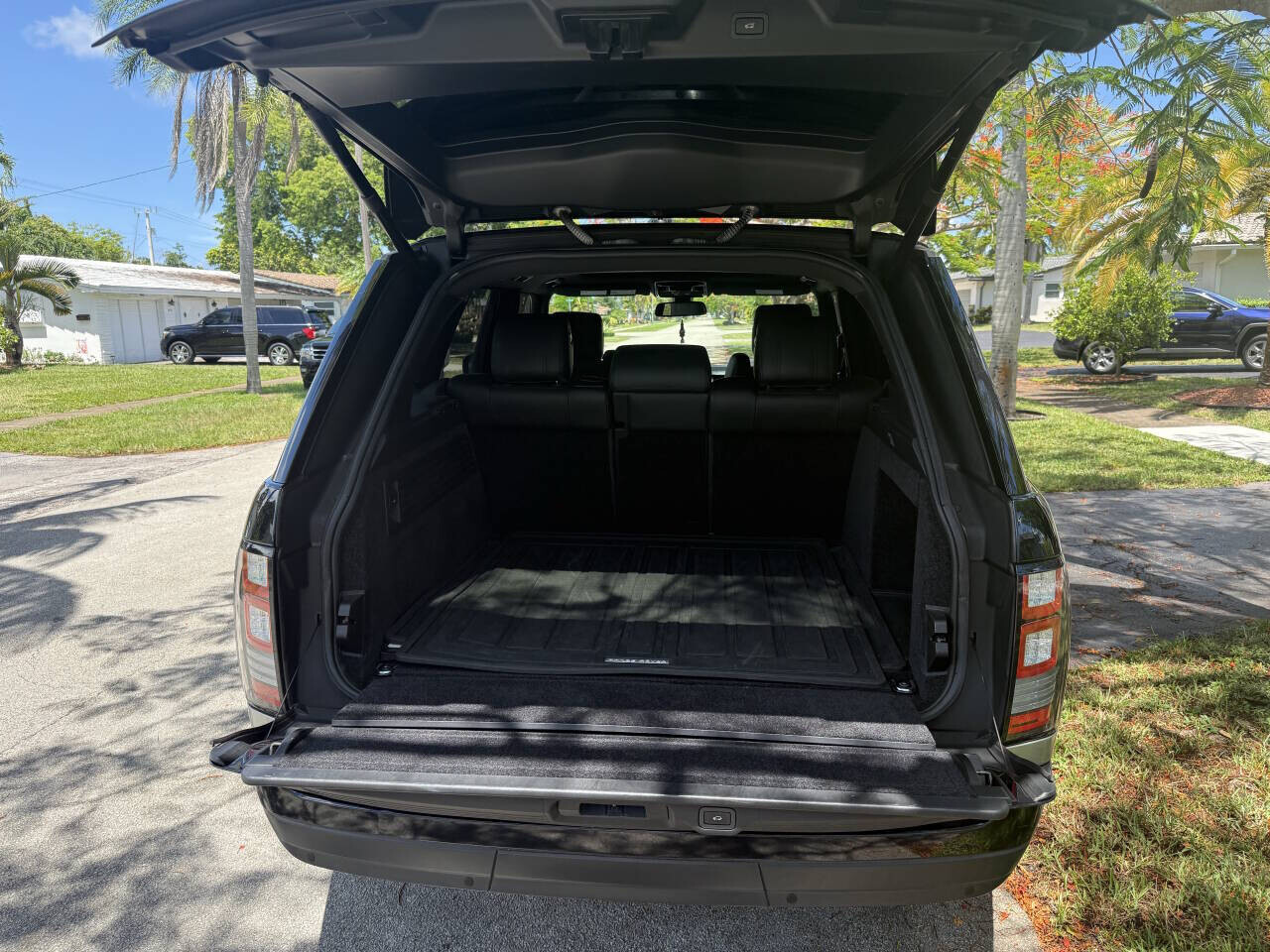 2015 Land Rover Range Rover in Hollywood, FL 33023-1906 - 18031923 12