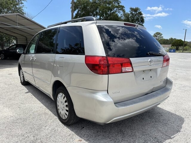 2005 Toyota Sienna in Hudson, FL 34669 - 18031955 6