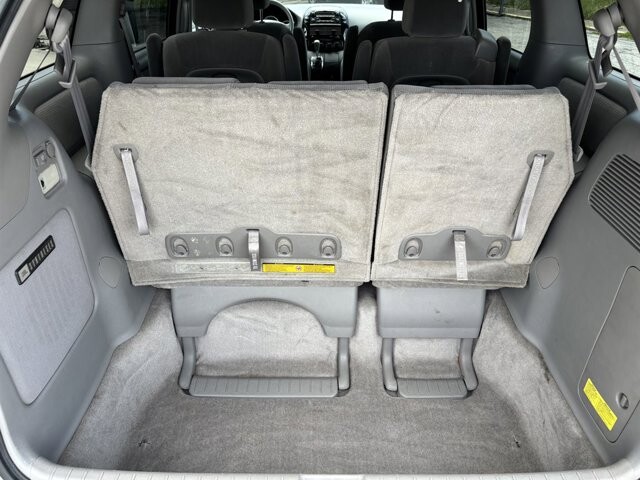 2005 Toyota Sienna in Hudson, FL 34669 - 18031955 12