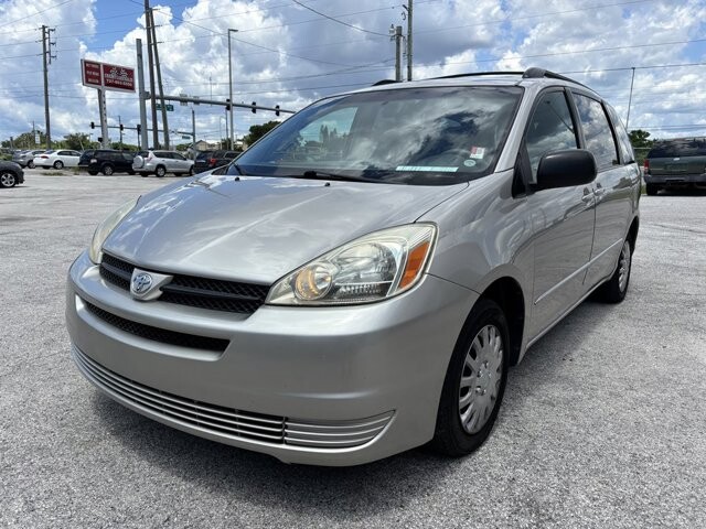 2005 Toyota Sienna in Hudson, FL 34669 - 18031955 4