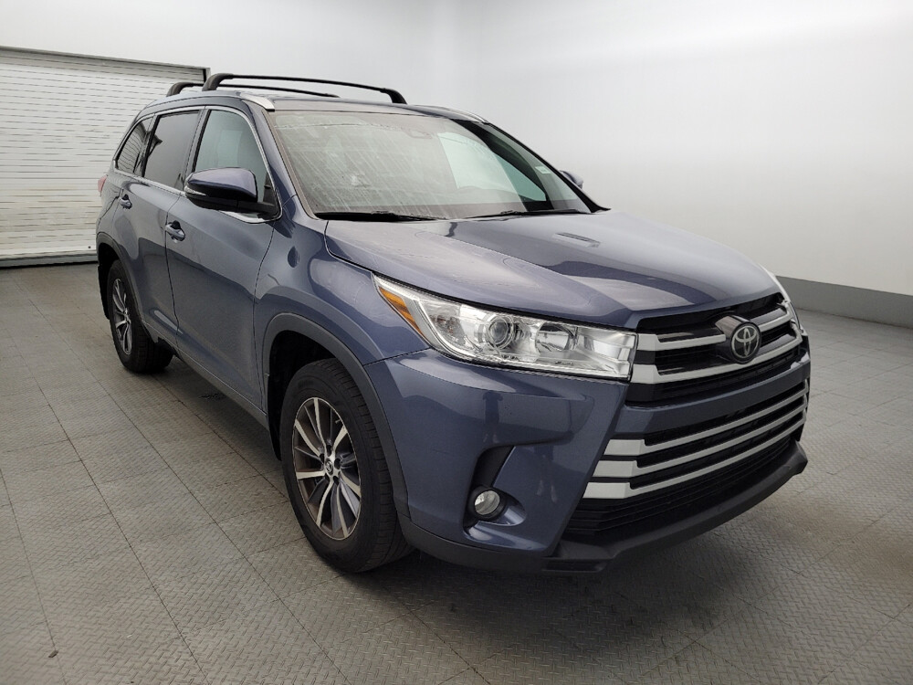 2018 Toyota Highlander in Glen Burnie, MD 21061 - 18031984 13