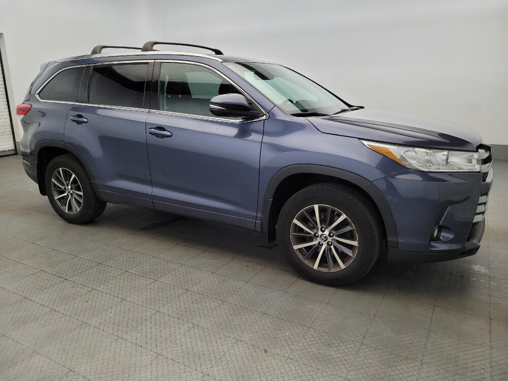 2018 Toyota Highlander in Glen Burnie, MD 21061 - 18031984 11