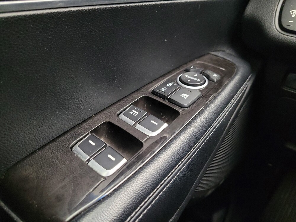 2016 Kia Sorento in Eastpointe, MI 48021 - 18032192 27