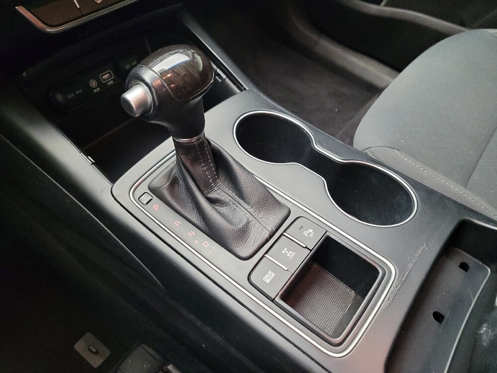 2016 Kia Sorento in Eastpointe, MI 48021 - 18032192 26