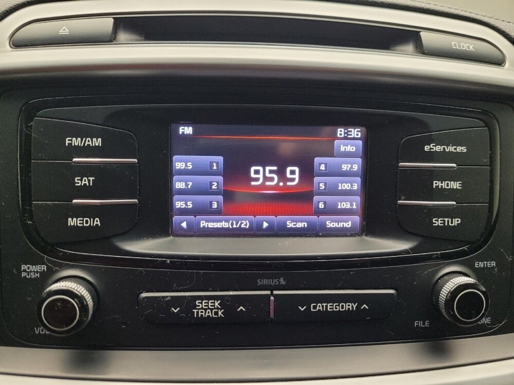 2016 Kia Sorento in Eastpointe, MI 48021 - 18032192 25