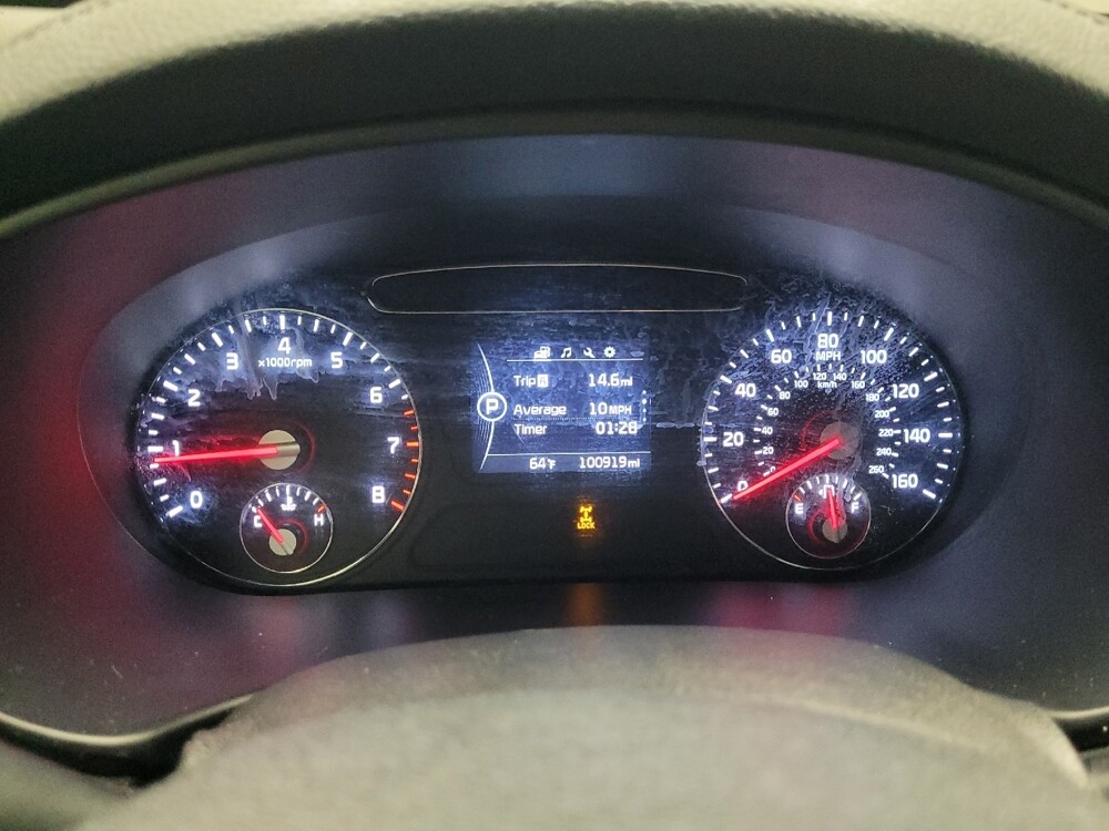 2016 Kia Sorento in Eastpointe, MI 48021 - 18032192 23