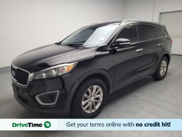2016 Kia Sorento in Bakersfield, CA 93309