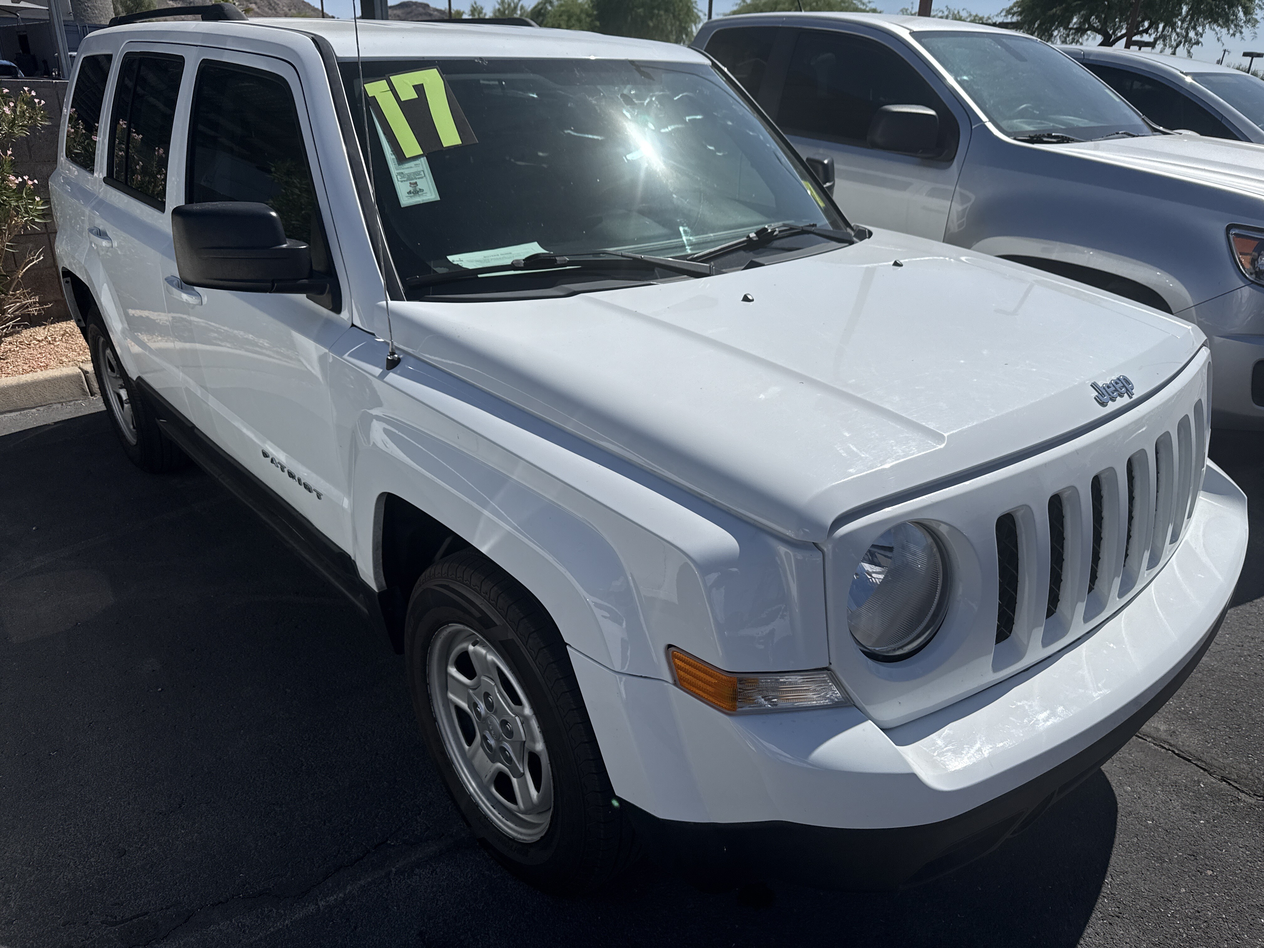 2017 Jeep Patriot in Phoenix, AZ 85022 - 18032402 3
