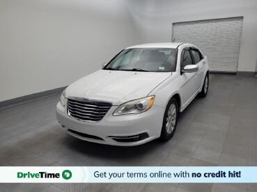 2013 Chrysler 200 in Maple Heights, OH 44137