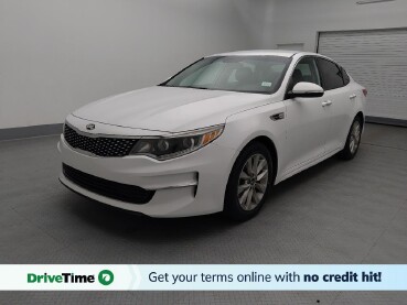 2017 Kia Optima in Gladstone, MO 64118
