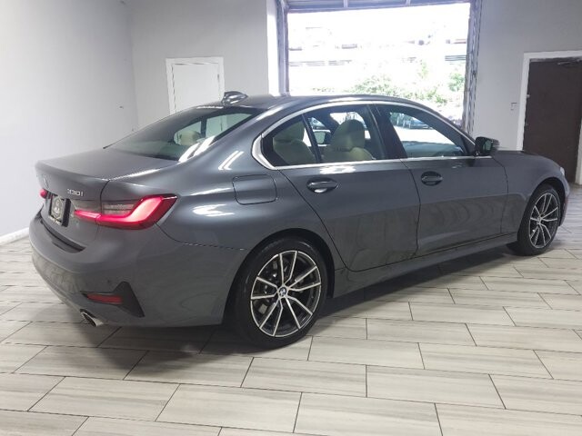 2022 BMW 330i xDrive in Cinnaminson, NJ 08077 - 18032785 5