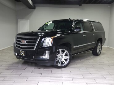 2017 Cadillac Escalade ESV in Cinnaminson, NJ 08077